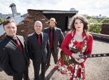 Terra Lightfoot and band - pic Dustin Rabin