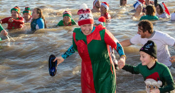Christmas Day Dip 2018 Christmas Day Dip 2018
