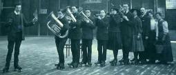 Dunfermline roller skating brass band