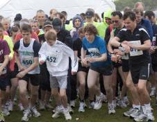 Runners starting at Thorpeness